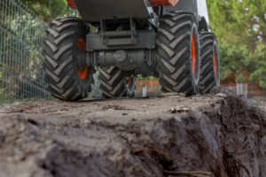 Ausa_D100AHA_Compact-03 Ausa_D100AHA_Compact-03