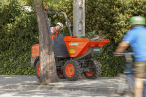 Ausa_D100AHA_Compact-10 Ausa_D100AHA_Compact-10