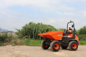 Ausa_D1001APG-13